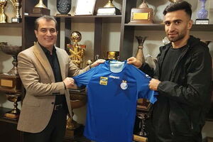 ارسلان مطهری به تیم استقلال پیوست