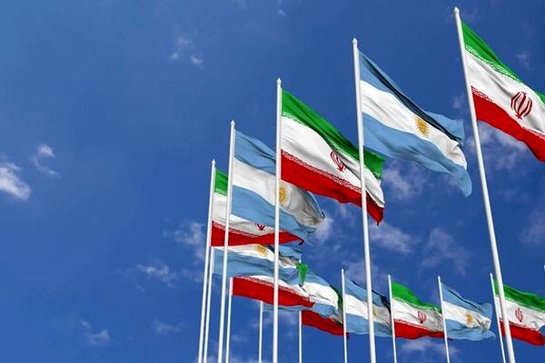 آژانتین خواستار ترک کاردار ایران شد