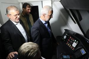 وزیر کشور توسعه حمل‌ونقل ریلی را اولویت مدیریت شهری دانست