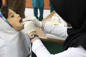 جرم گیری رایگان دندان دانش آموزان کرمانشاهی در ۶ پایگاه سلامت