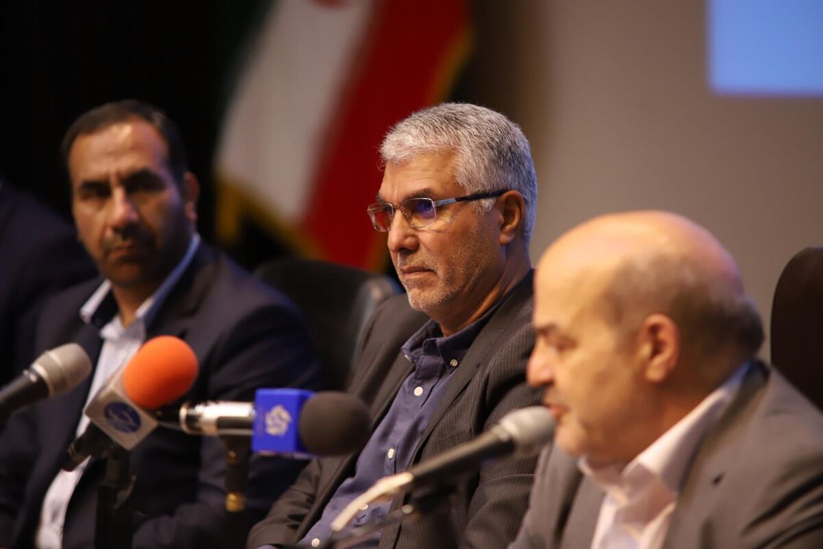 استاندار فارس در جلسه شورای اداری استان فارس