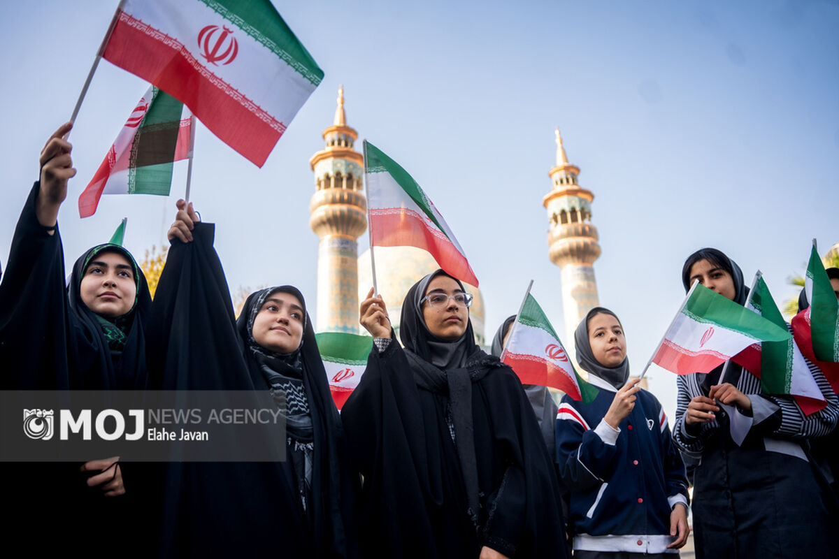 راهپیمایی گرامیداشت روز ۱۳ آبان