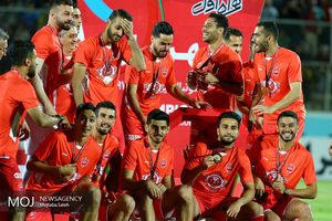 تاج ‌گذاری پرسپولیس به نظر می‌رسد بیشتر تشریفاتی باشد