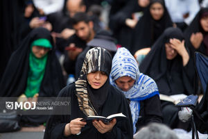 تاکسیرانی در مراسم دعای عرفه مصلی تهران سرویس رایگان می‌دهد