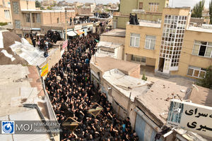 عزاداری شب ششم ماه محرم در بازار اردبیل