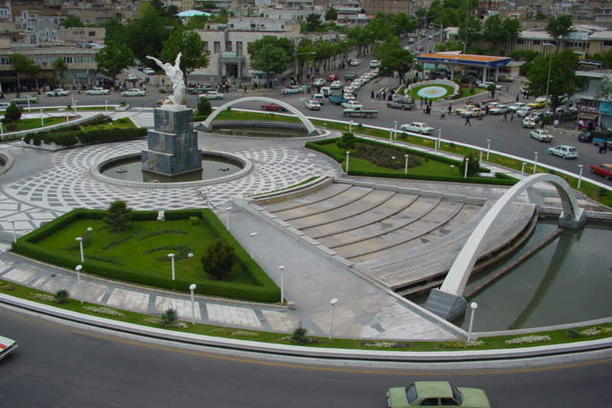 میدان آزادی سنندج
