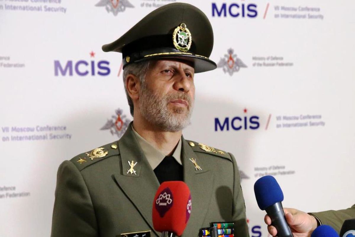 وزیر دفاع