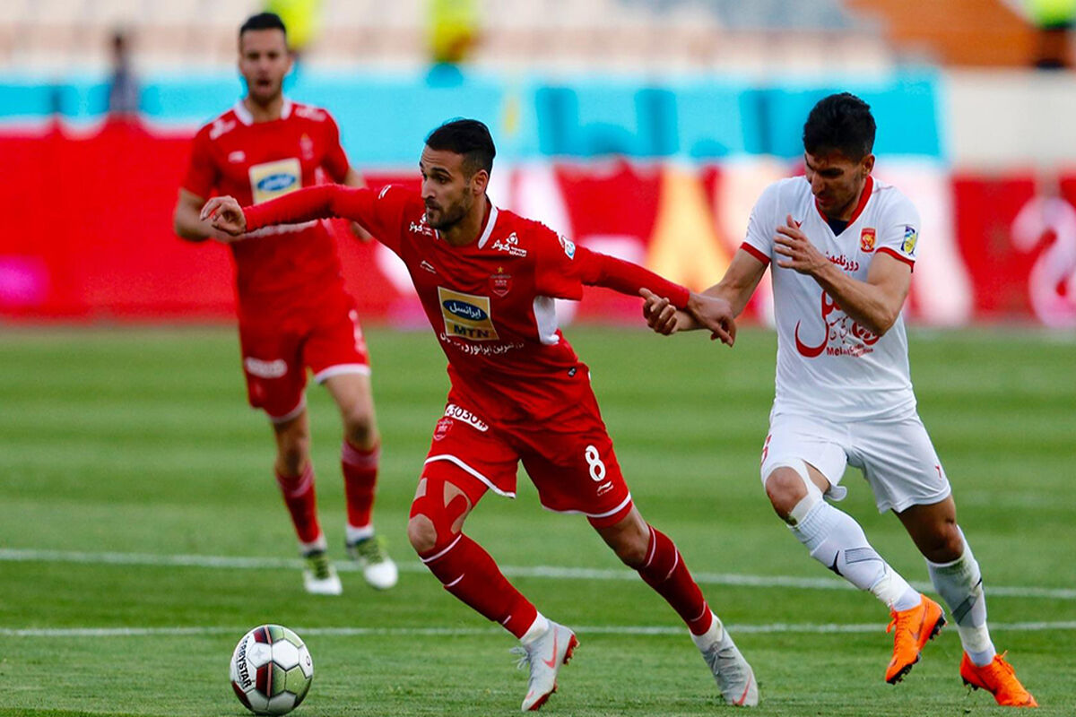 فوتبال پرسپولیس و فولاد