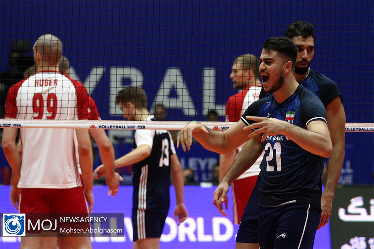 دیدار تیم های ملی والیبال ایران و لهستان