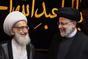 رئیس جمهور با آیت الله نوری همدانی دیدار کرد