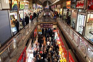 بازاریان مشهد سوءاستفاده از مطالبات صنفی و اقدامات آشوبگرانه توسط اغتشاشگران را محکوم کردند