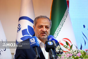 وزیر آموزش‌وپرورش معلمان را پیشگام گسترش سواد در کشور خواند
