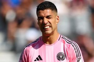 لوئیس سوآرس شش جلسه از لیگ‌کاپ کونکاکاف محروم شد