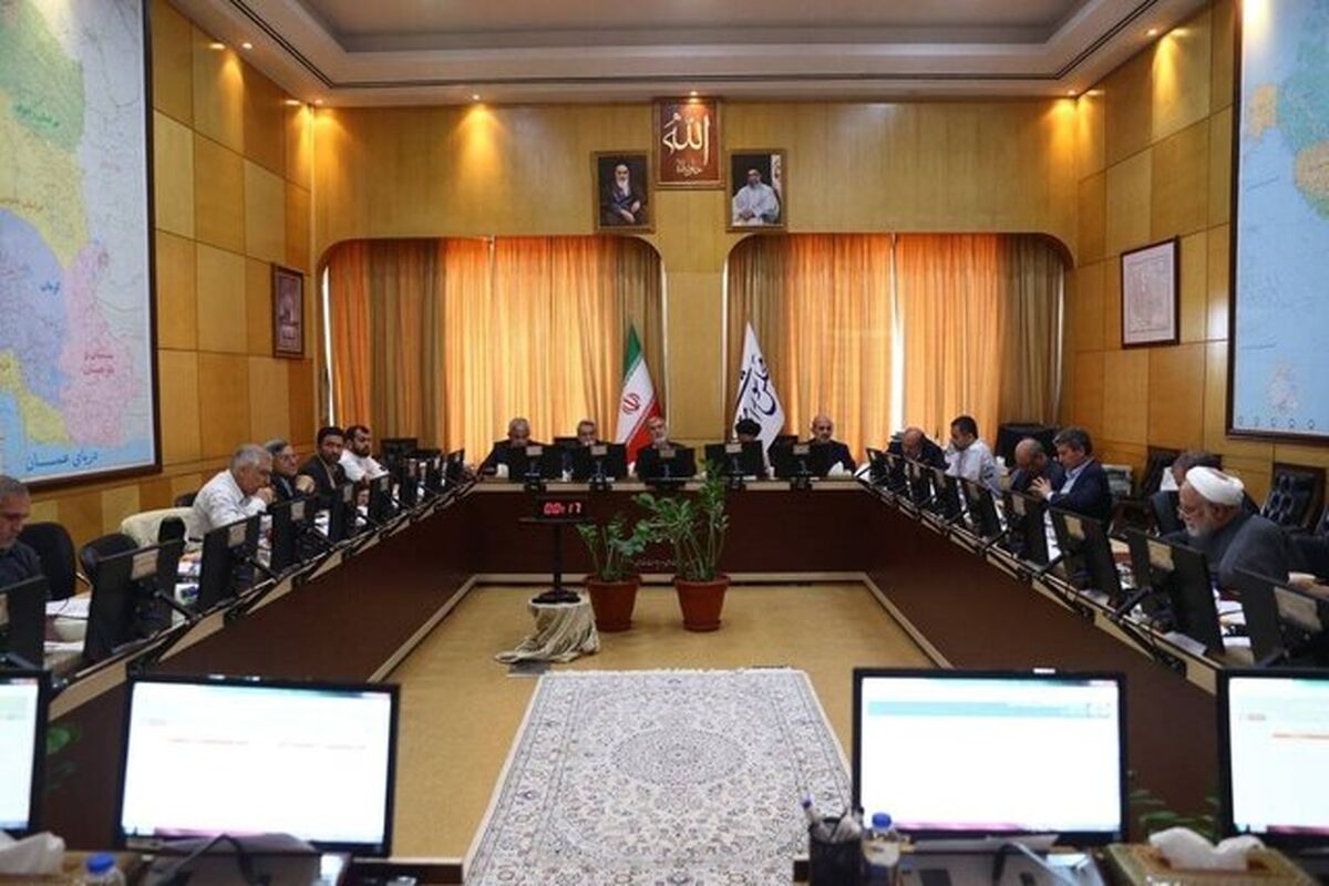 رئیس سازمان صداوسیما بر استمرار مشورت با کمیسیون امنیت‌ملی تاکید کرد