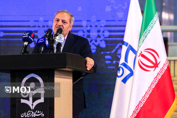 گره‌های قدیمی ثبت‌نام و امتحانات باید باز شود