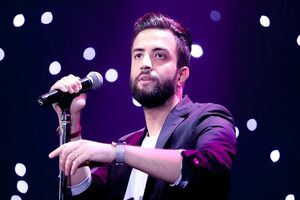 امشب دستانم را ستون یک پل در ایران خواهم کرد
