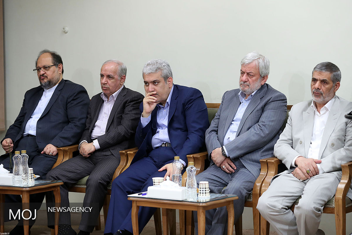 دیدار رییس‌جمهوری و اعضای هیات دولت با مقام معظم رهبری