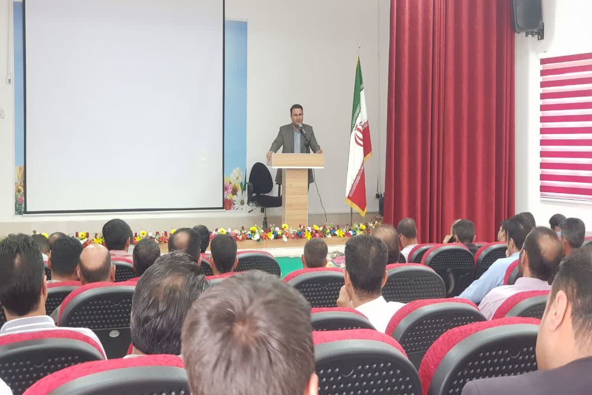 مدیر کل دفتر امور روستایی و شوراهای استانداری فارس