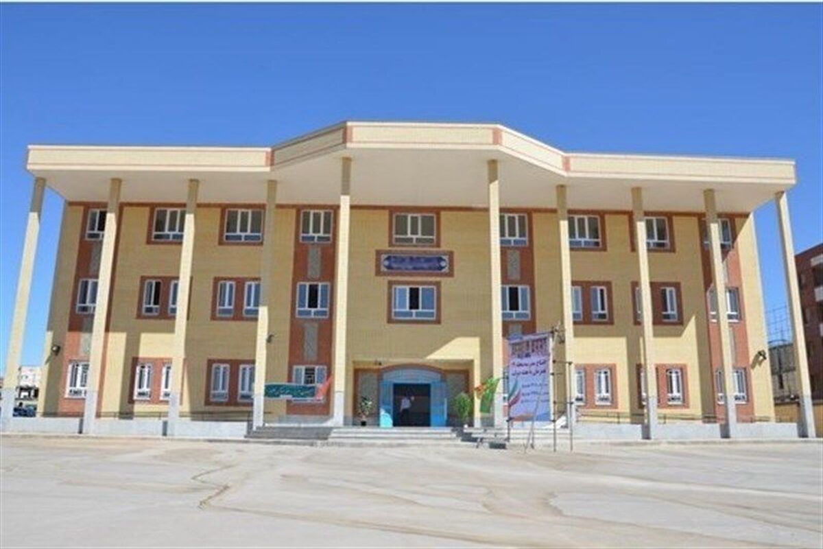 ساخت مدرسه