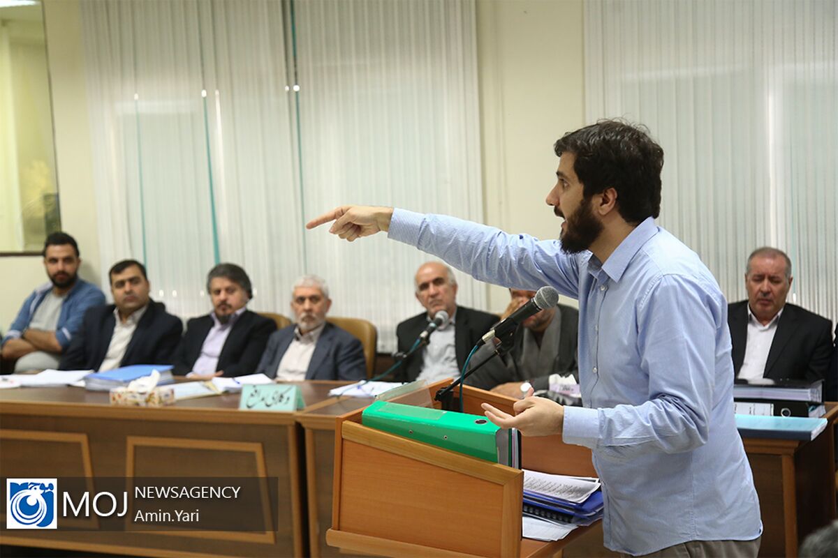 سومین جلسه دادگاه رسیدگی به مفسدان اقتصادی در بانک سرمایه