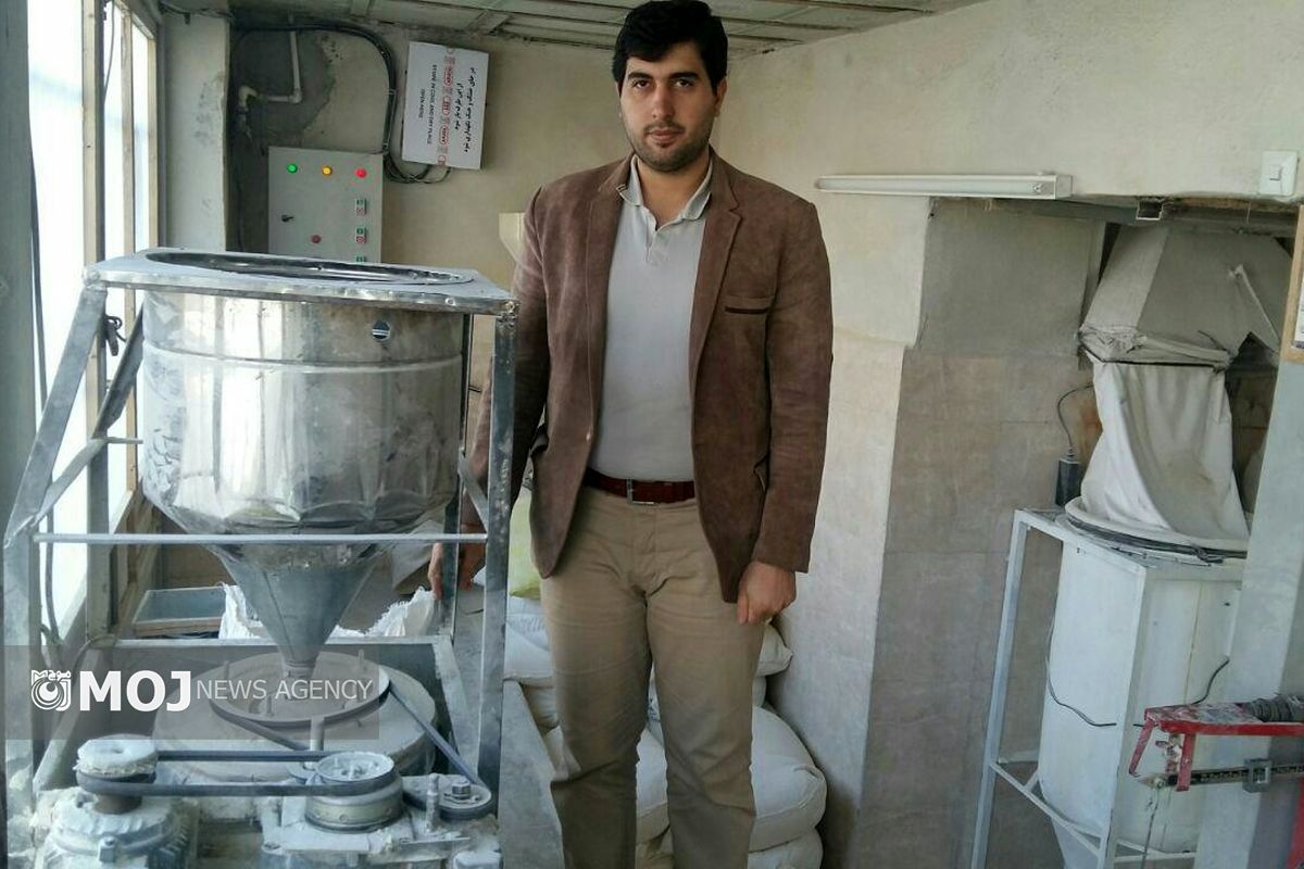 مخترع سریش آبادی