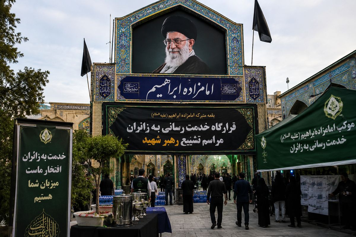 امام خامنه ای