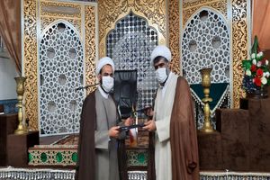 گسترش همکاری‌های رسانه‌ای حرم بانوی کرامت با شبکه الاهواز