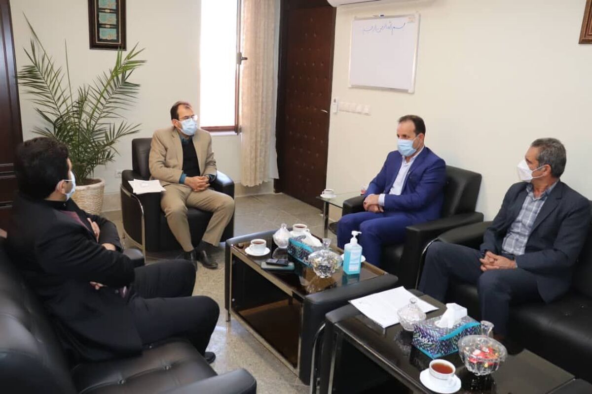 دیدار مدیرکل بنیادشهید و رییس دادگستری