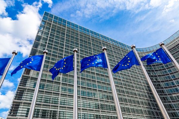 اتحادیه اروپا از مذاکرات ایران و آمریکا استقبال کرد