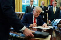 ترامپ با پکن موضع گیری کرد
