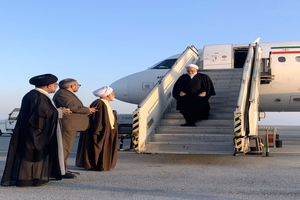 رییس قوه قضاییه به همراه معاونان این قوه وارد فرودگاه اراک شد