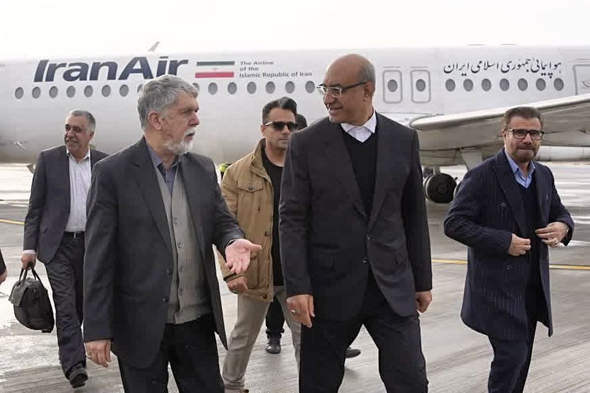 وزیر فرهنگ و ارشاد اسلامی