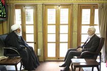  آیت الله مظاهری از خدمات ارزنده استاندار اصفهان در دوره مدیریتش قدردانی کرد