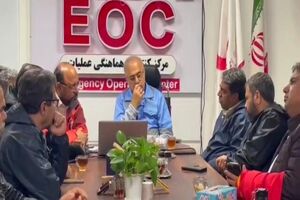 بازدید استاندار هرمزگان از مرکز EOC جمعیت هلال‌احمر استان 