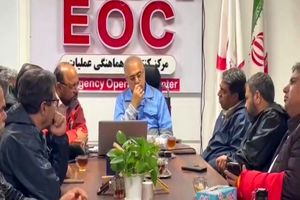 بازدید استاندار هرمزگان از مرکز EOC جمعیت هلال‌احمر استان 