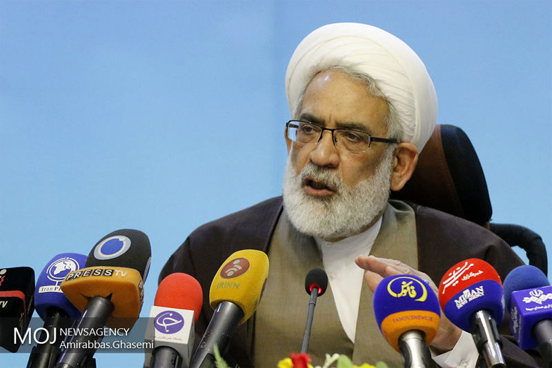 دولت با محدودیت منابعی که دارد بدون کمک مردم نمیتواند جبران خسارت کند