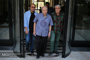 حضور اهالی سینما در منزل مرحوم عزت الله انتظامی 