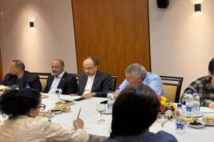 نشست «ما و غرب در اندیشه مقام معظم رهبری» در سفارت ایران در برزیل برگزار شد