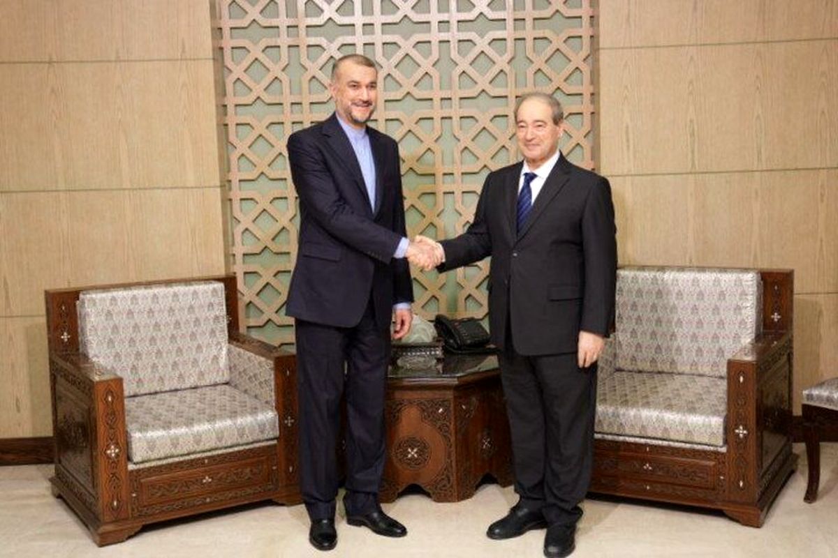 وزیر امور خارجه ایران با فیصل مقداد دیدار کرد