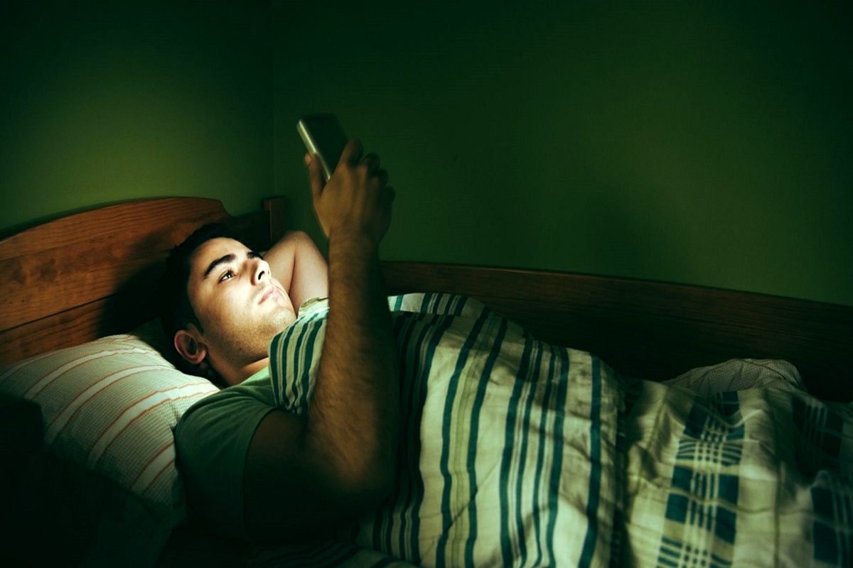 خواب+ +گوشی