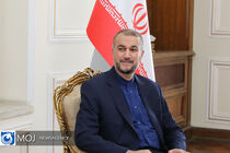 پیام توئیتری وزیر امور خارجه برای پیروزی تیم ملی فوتبال