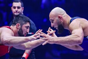 ۱۰ بر ۴ برای طلا، تانک روس دوباره روشن شد