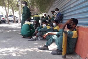 ادامه اعتراض کارگران و پاسخگو نبودن شهرداری بندرعباس