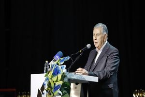 امیدواریم تالار دوم در مرکز مبادله مشکلات صادرکنندگان را برای رفع تعهد ارزی حل نماید