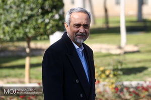 موسساتی که فعالیت اقتصادی دارند اطلاعات درآمدی خود را اعلام کنند