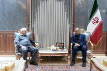 رئیس سازمان الحشد الشعبی با سفیر ایران در بغداد در مورد حملات اخیر آمریکا رایزنی کرد