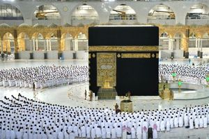 خانه خدا از جمعیت خالی شد