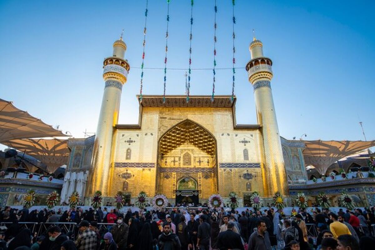 رونمایی از گلدسته طلایی حرم امام علی (ع)