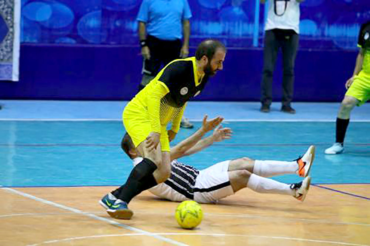 فوتبال و فوتسال مشهد 