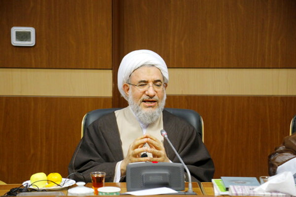 آیت الله محسن اراکی